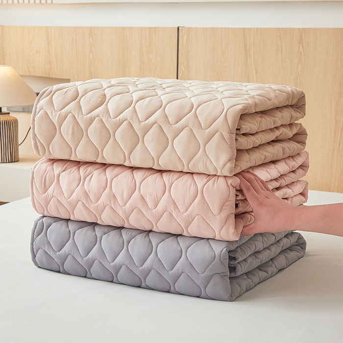 91家纺网 家纺一手货源 找家纺 3C 2025新款A类菱形格防水隔脏床笠-卡诺 组合图