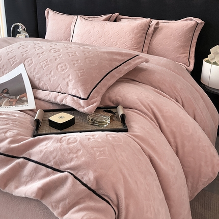 91家纺网 家纺一手货源 找家纺 （总）（买家秀爆款不断货）A类母婴级牛奶雕花绒四件套珊瑚绒四件套雪花绒四件套韩版公主风雕花牛奶绒床盖四件套