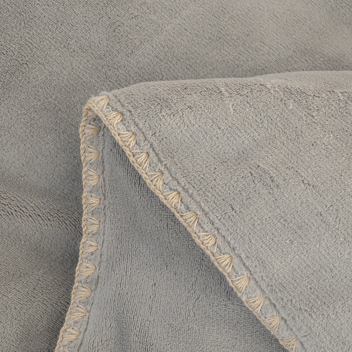 91家纺网 家纺一手货源 找家纺 法芙娜 2025新款牛奶绒被套毯 烟灰色