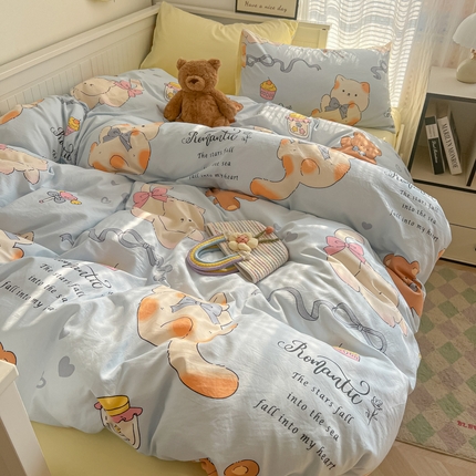 91家纺网 家纺一手货源 找家纺 2025新款可爱卡通AB版水洗棉印花四件套 小猫逃离记