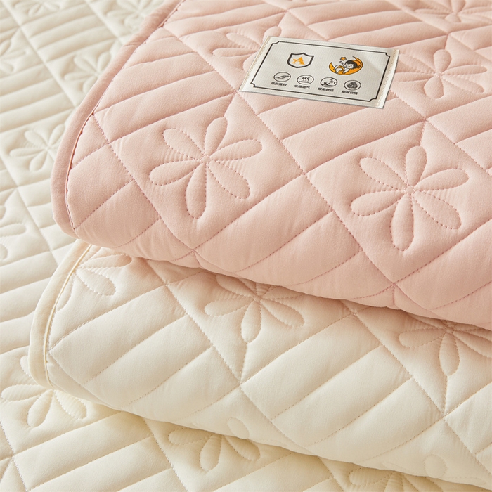 91家纺网 家纺一手货源 找家纺 3C 2025新款A类幸运花防水隔脏床笠 组合图