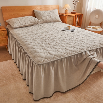 91家纺网 家纺一手货源 找家纺 （总）3C 2024新款全棉水洗棉夹棉床裙-四叶草系列