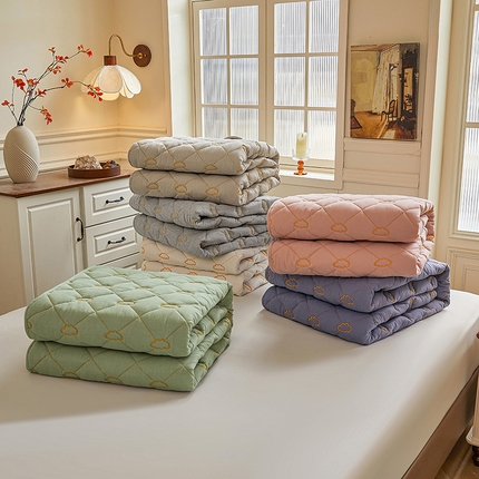 3C 2024新款云朵全棉水洗棉床笠 叠拍图