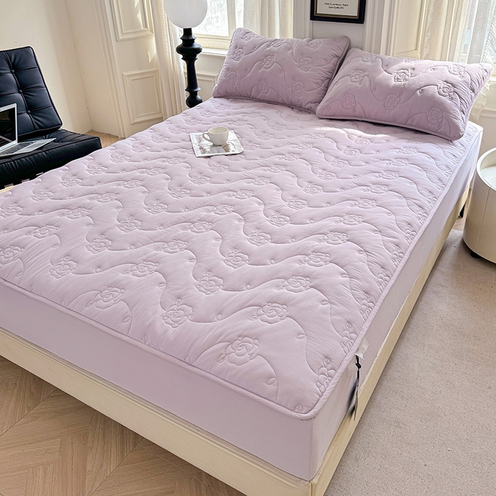 91家纺网 家纺一手货源 找家纺 3C 2024新款全棉水洗棉夹棉玫瑰床笠-花语系列 花语 优雅紫