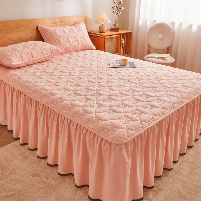 91家纺网 家纺一手货源 找家纺 （总）3C 2024新款全棉水洗棉夹棉床裙-四叶草系列