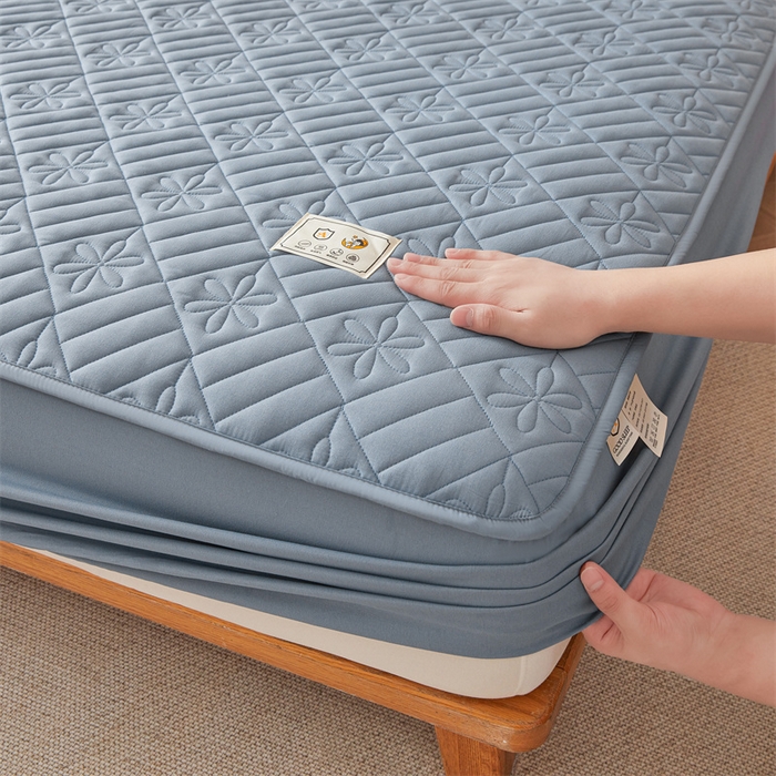 91家纺网 家纺一手货源 找家纺 3C 2025新款A类幸运花防水隔脏床笠 幸运花-海洋蓝