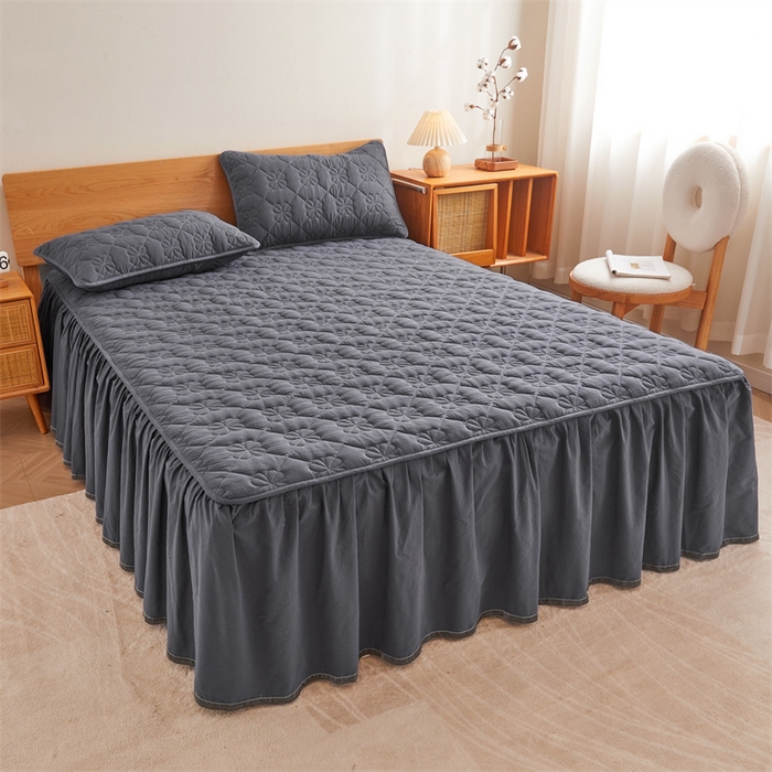 91家纺网 家纺一手货源 找家纺 3C 2024新款全棉水洗棉夹棉床裙-四叶草系列 四叶草-夜光灰