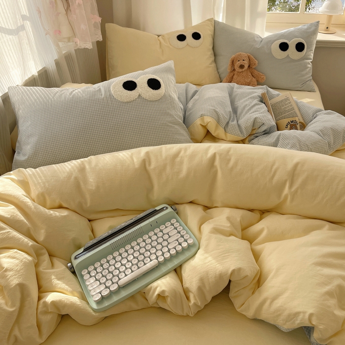 91家纺网 家纺一手货源 找家纺 （总）2025新款A类亲肤舒适软糯云柔水洗棉大眼睛毛巾绣混搭格子撞色系列四件套