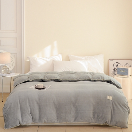 91家纺网 家纺一手货源 找家纺 （总）法芙娜 2025新款230克全消光牛奶绒被套毯