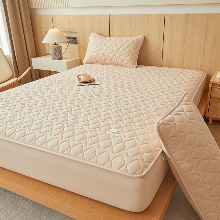 91家纺网 家纺一手货源 找家纺 3C 2025新款A类菱形格防水隔脏床笠-卡诺 卡诺-暖杏