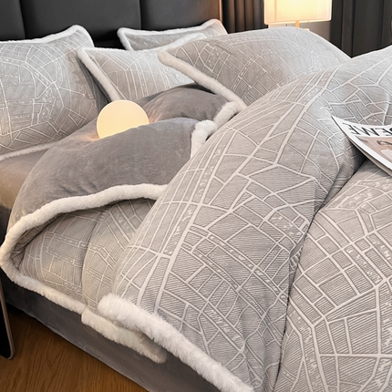 畅畅家纺 2025新款兔毛绒大包边雕花牛奶绒绒四件套 江南-灰