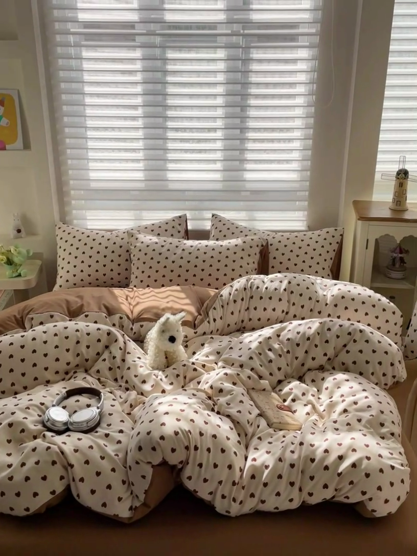 91家纺网 家纺一手货源 找家纺 娜娜2025新款A类针织双层纱印花四件套 心心相印