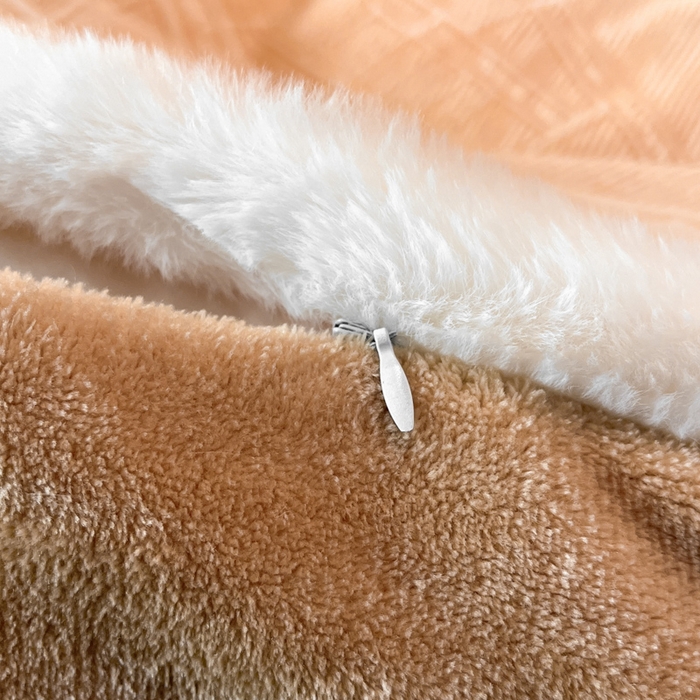 91家纺网 家纺一手货源 找家纺 畅畅家纺 2025新款兔毛绒大包边雕花牛奶绒绒四件套 江南-黄