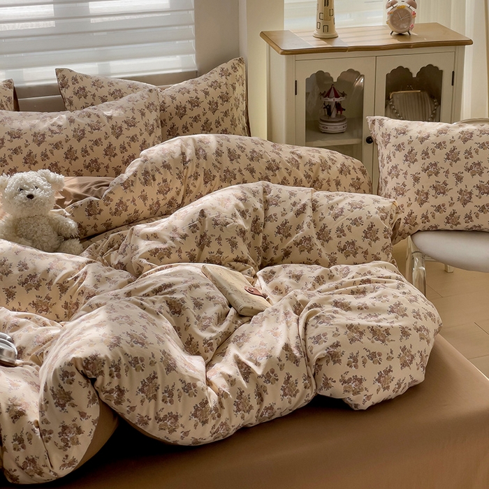 91家纺网 家纺一手货源 找家纺 娜娜2025新款A类针织双层纱印花四件套 小苍兰