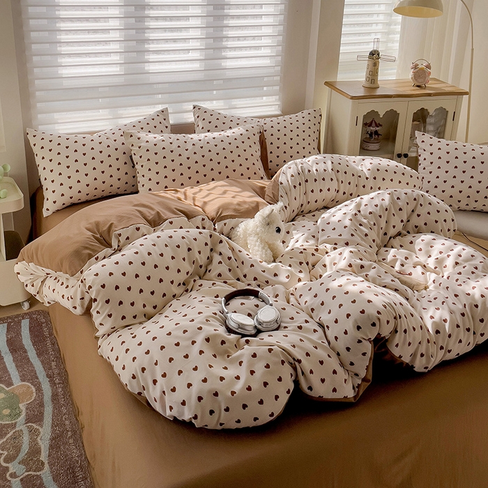 91家纺网 家纺一手货源 找家纺 娜娜2025新款A类针织双层纱印花四件套 心心相印