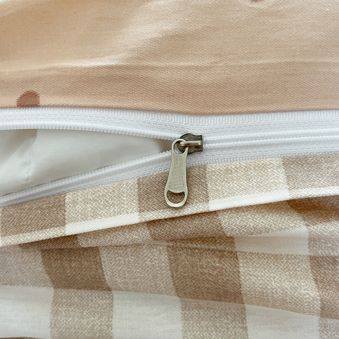 91家纺网 家纺一手货源 找家纺 雅居纺家纺 2025新款全棉小清新四件套 斑点狗