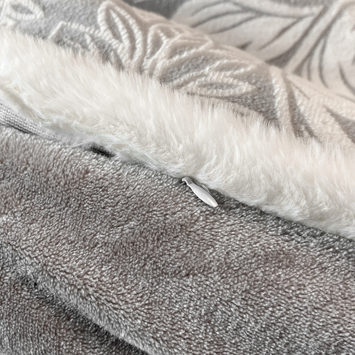 91家纺网 家纺一手货源 找家纺 畅畅家纺 2025新款兔毛绒大包边雕花牛奶绒绒四件套 香缇娜-灰