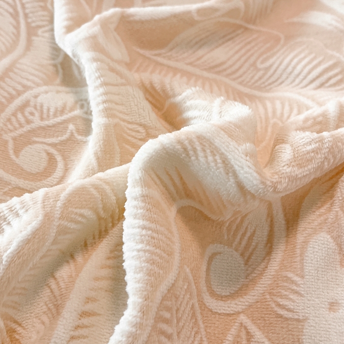 91家纺网 家纺一手货源 找家纺 畅畅家纺 2025新款兔毛绒大包边雕花牛奶绒绒四件套 叶语-浅咖