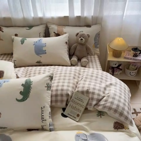 91家纺网 家纺一手货源 找家纺 雅居纺家纺 2025新款全棉小清新四件套 动物世界