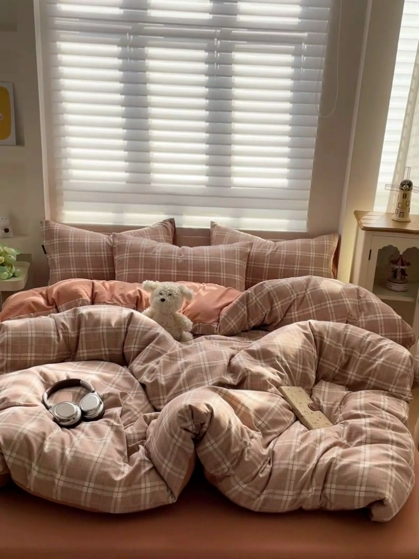 91家纺网 家纺一手货源 找家纺 娜娜2025新款A类针织双层纱印花四件套 小苍兰