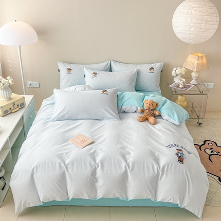 91家纺网 家纺一手货源 找家纺 （总）2025新款A类全棉色织水洗棉可爱小熊刺绣四件套