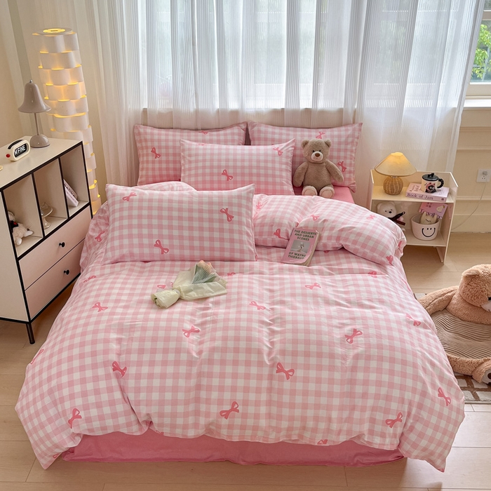 91家纺网 家纺一手货源 找家纺 雅居纺家纺 2025新款全棉小清新四件套 粉格子蝴蝶结