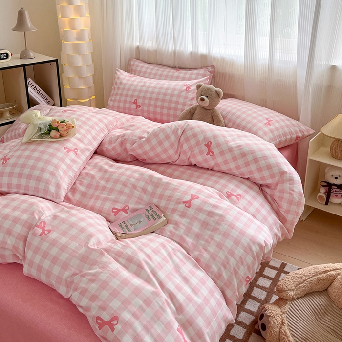 91家纺网 家纺一手货源 找家纺 雅居纺家纺 2025新款全棉小清新四件套 粉格子蝴蝶结