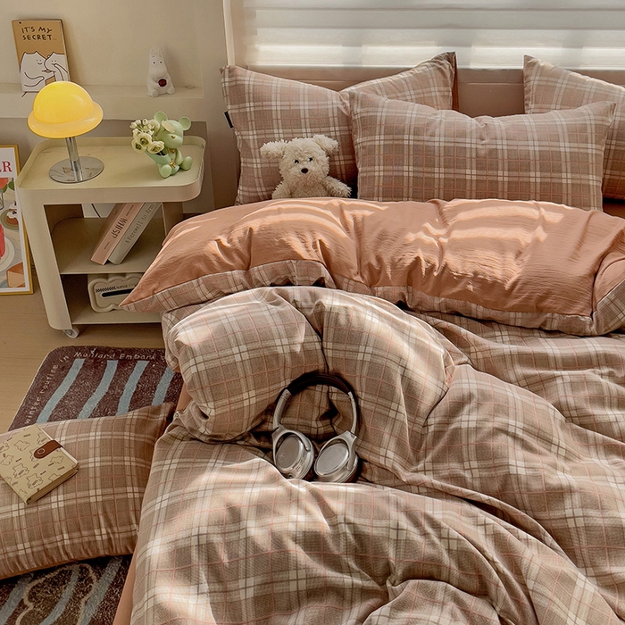 91家纺网 家纺一手货源 找家纺 娜娜2025新款A类针织双层纱印花四件套 格子先生-咖