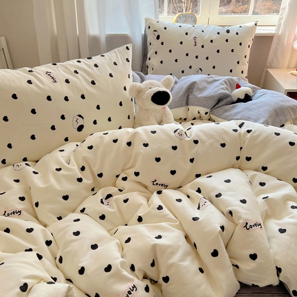 雅居纺家纺 2025新款全棉小清新四件套 爱心小狗