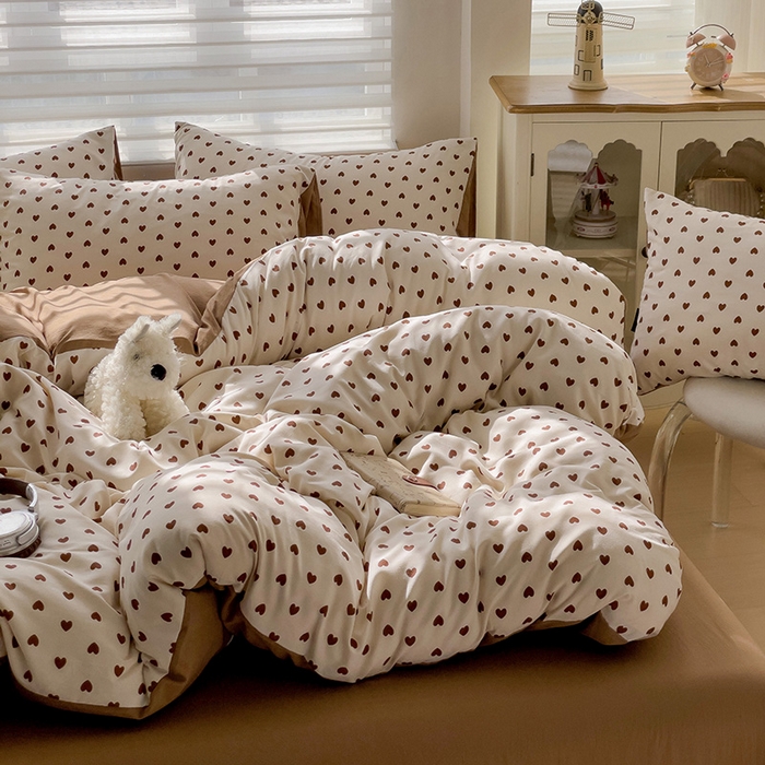 91家纺网 家纺一手货源 找家纺 娜娜2025新款A类针织双层纱印花四件套 心心相印