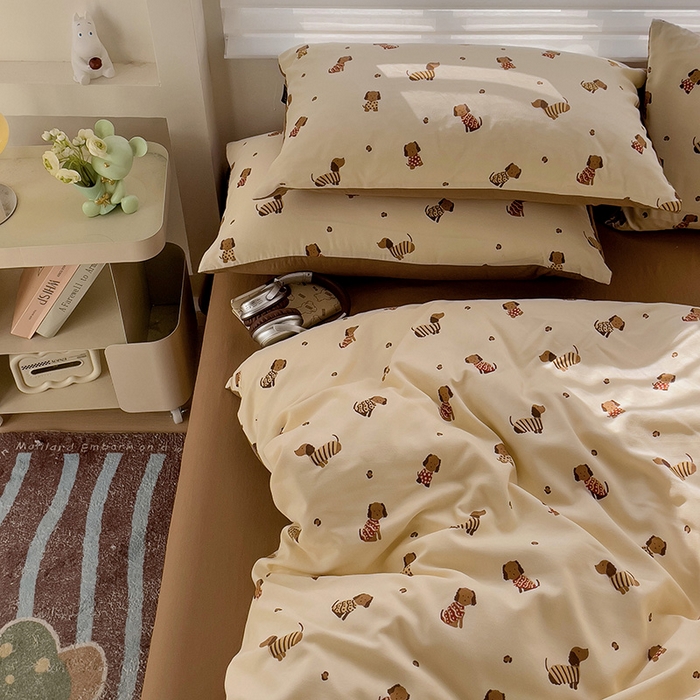 91家纺网 家纺一手货源 找家纺 娜娜2025新款A类针织双层纱印花四件套 小狗皮皮