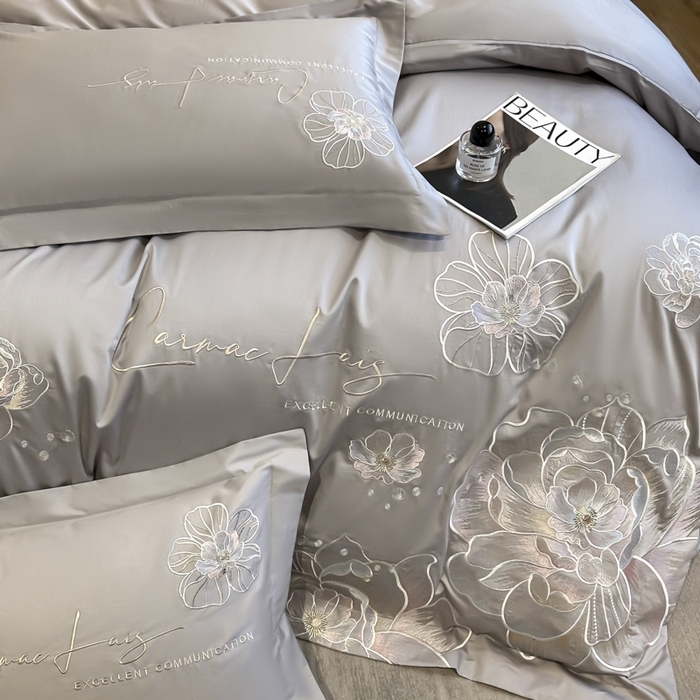 91家纺网 家纺一手货源 找家纺 欧乐蒂 2025新款亲肤棉刺绣四件套-花韵 花韵-夜灰