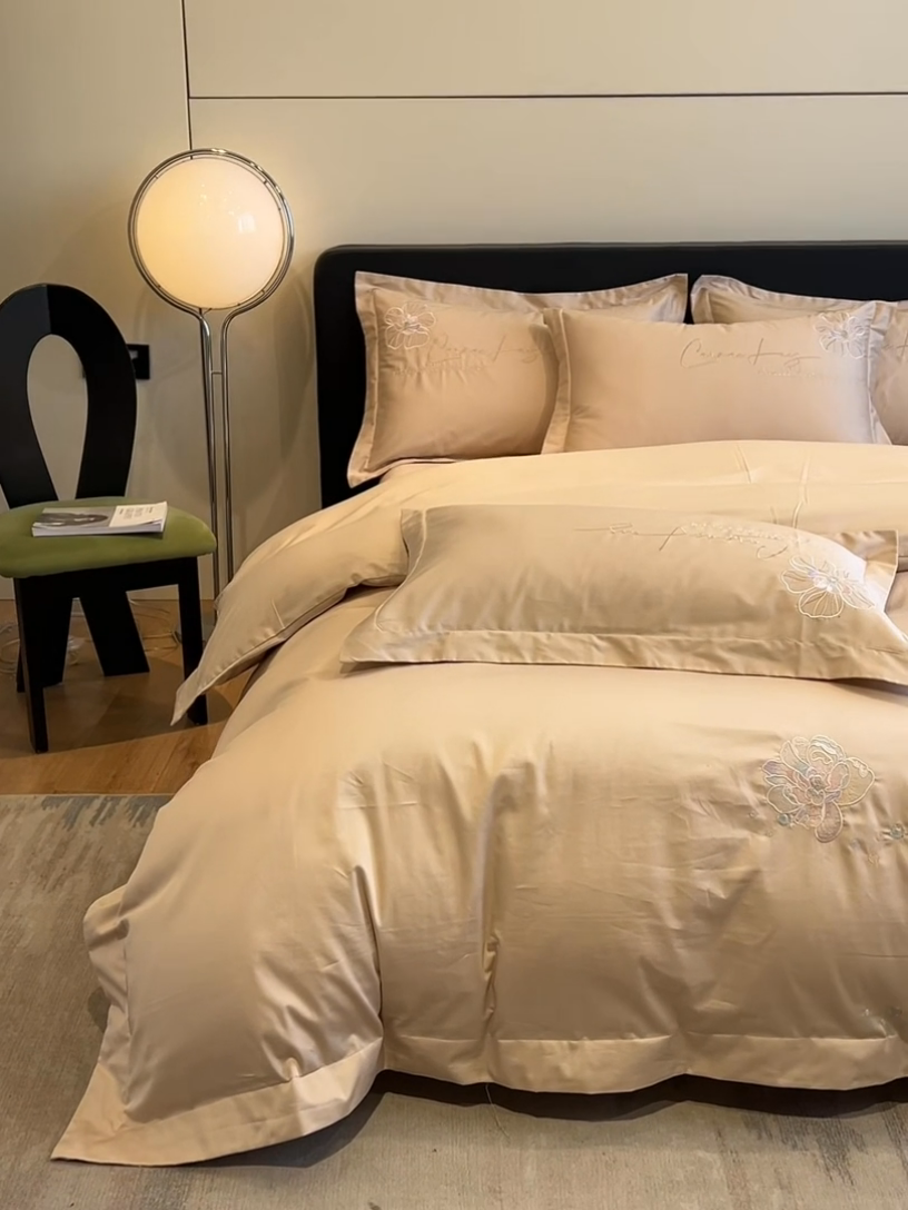 91家纺网 家纺一手货源 找家纺 欧乐蒂 2025新款亲肤棉刺绣四件套-花韵 花韵-金咖