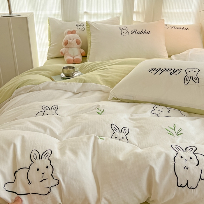 91家纺网 家纺一手货源 找家纺 多乐家纺 2025新款超柔加厚有氧提花针织小竺棉绣花四件套(提供买家秀） 兔兔-白绿