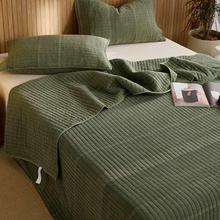91家纺网 家纺一手货源 找家纺 2025新款全棉纱洗床盖三件套-艾伦 艾伦-军绿