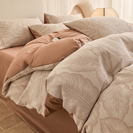 91家纺网 家纺一手货源 找家纺 （总）2025新款全棉三层纱色织大提花四件套系列