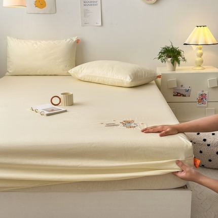 91家纺网 家纺一手货源 找家纺 （总）2025春夏新款A类小清新全棉纯棉绣花床笠席梦思保护罩单床笠可配同色枕套