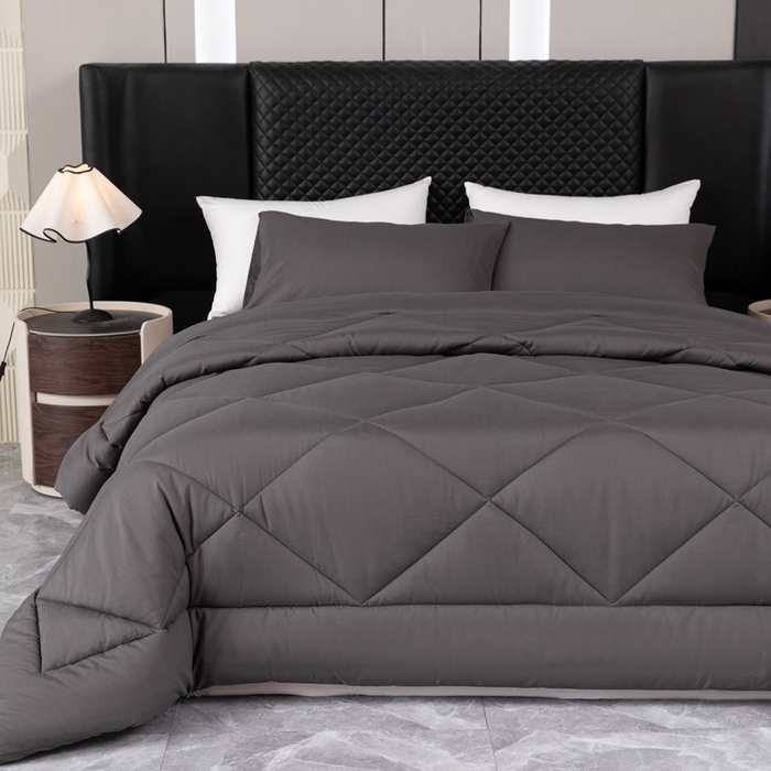 91家纺网 家纺一手货源 找家纺 2025新款美国跨境被芯四季被子三件套 黑色