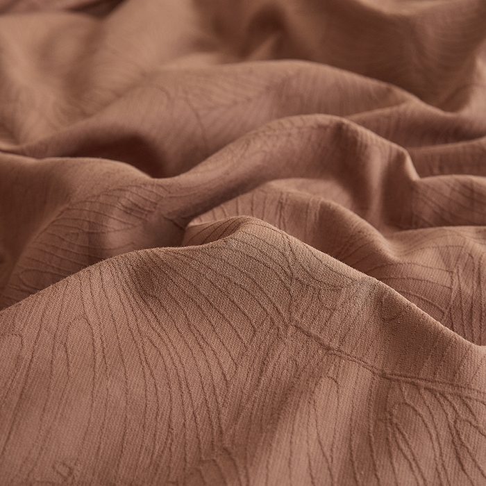 91家纺网 家纺一手货源 找家纺 2025新款全棉三层纱浮雕大提花四件套系列 春雨-红棕