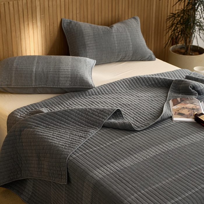 91家纺网 家纺一手货源 找家纺 2025新款全棉纱洗床盖三件套-艾伦 艾伦-深灰