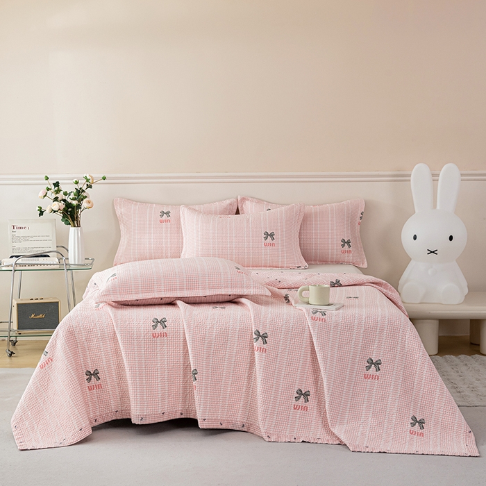 91家纺网 家纺一手货源 找家纺 2025新款13070双面全棉砂洗大直边床盖三件套四件套 卡洛琳