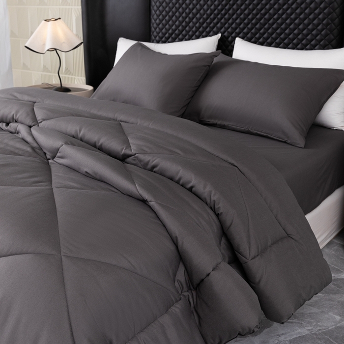 91家纺网 家纺一手货源 找家纺 2025新款美国跨境被芯四季被子三件套 黑色