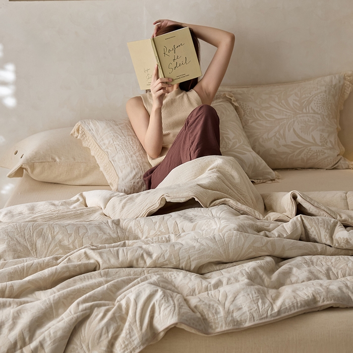 91家纺网 家纺一手货源 找家纺 2025春夏新品棉麻春秋被冬被全系列被子被芯 雪绒花