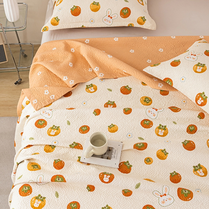 91家纺网 家纺一手货源 找家纺 2025新款13070双面全棉砂洗大直边床盖三件套四件套 喜事兔