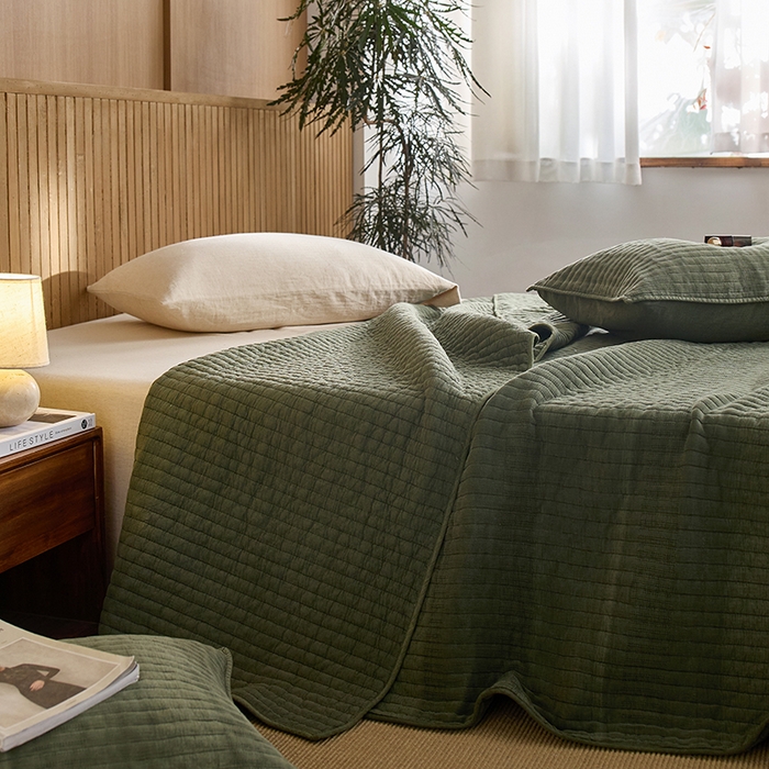 91家纺网 家纺一手货源 找家纺 2025新款全棉纱洗床盖三件套-艾伦 艾伦-军绿