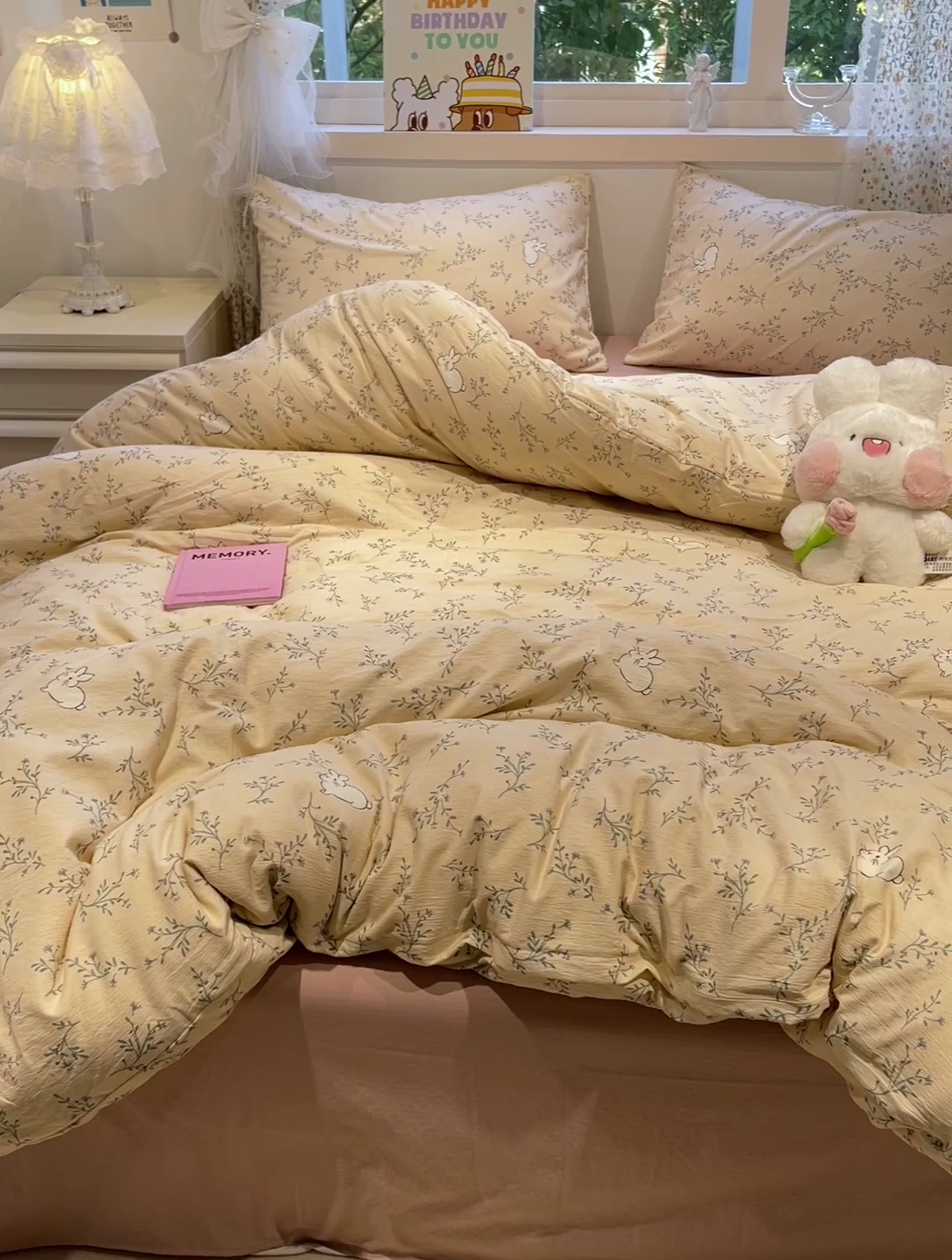 91家纺网 家纺一手货源 找家纺 奈颜 2025新款爆款云感提花双层纱裸睡四件套-叠拍图 花花小兔