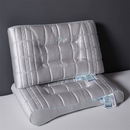 91家纺网 家纺一手货源 找家纺 （总）2025新款嘭嘭水光胶原蛋白护肩枕  枕头枕芯