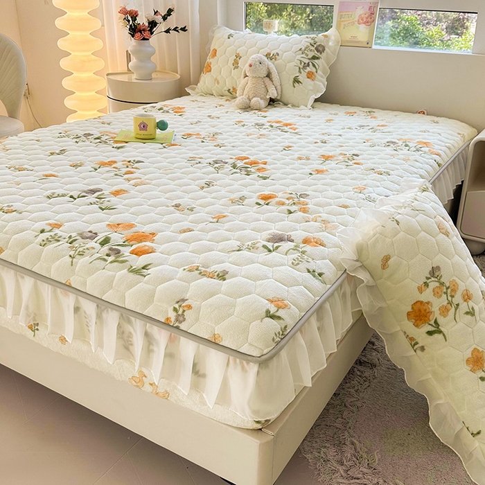 91家纺网 家纺一手货源 找家纺 （买家秀 爆款不断货）A类母婴级卡通牛奶绒床笠珊瑚绒雪花绒床笠儿童牛奶绒夹棉床笠花边款牛奶绒花边床笠 花边款--仙香花朵