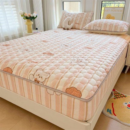 91家纺网 家纺一手货源 找家纺 （买家秀 爆款不断货）A类母婴级卡通牛奶绒床笠珊瑚绒床笠雪花绒床笠牛奶绒床罩珊瑚绒儿童牛奶绒夹棉床笠 云朵小熊-棕