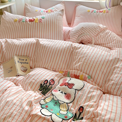 91家纺网 家纺一手货源 找家纺 （总）韩秀家纺 2025【提供买家秀】加厚110g超柔纯色被套印花云朵棉ins毛巾绣被套花水洗棉被套刺绣花被套